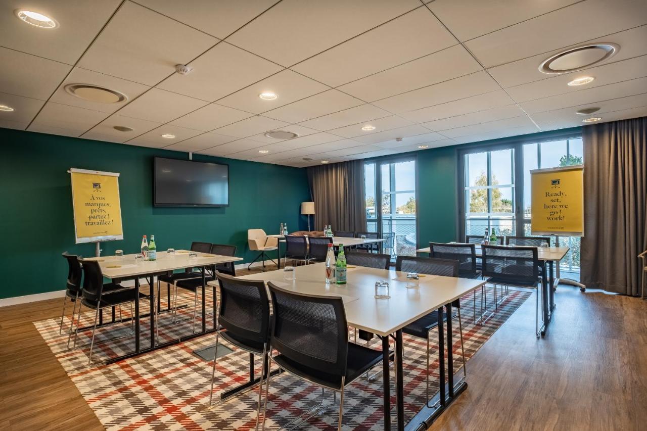 Golden Tulip Lyon Ouest Techlid Hotel & Spa Limonest Exteriör bild