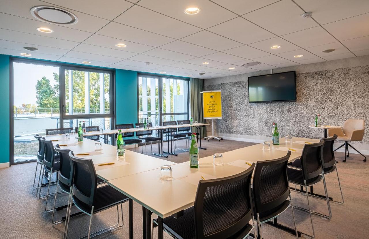 Golden Tulip Lyon Ouest Techlid Hotel & Spa Limonest Exteriör bild