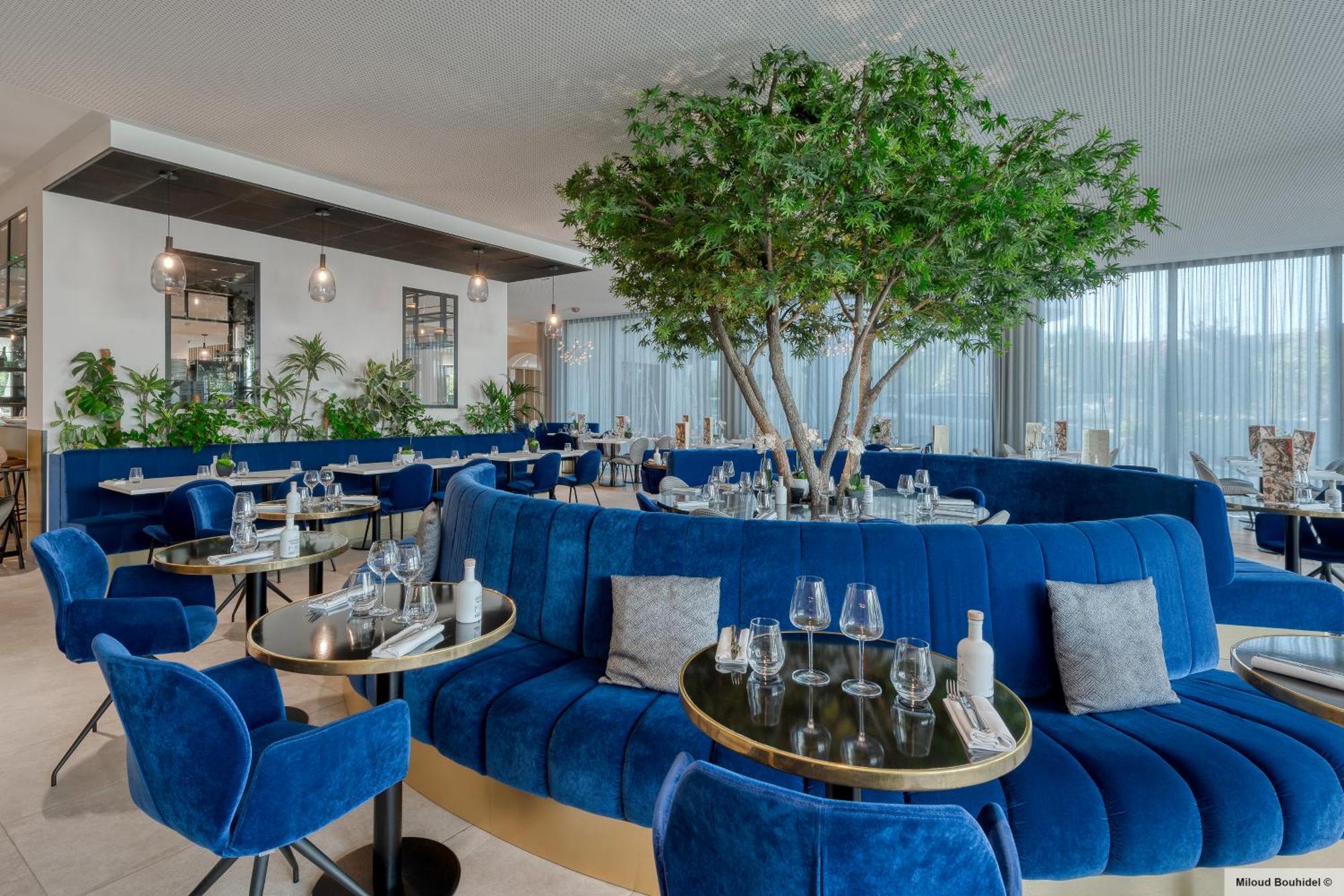 Golden Tulip Lyon Ouest Techlid Hotel & Spa Limonest Exteriör bild