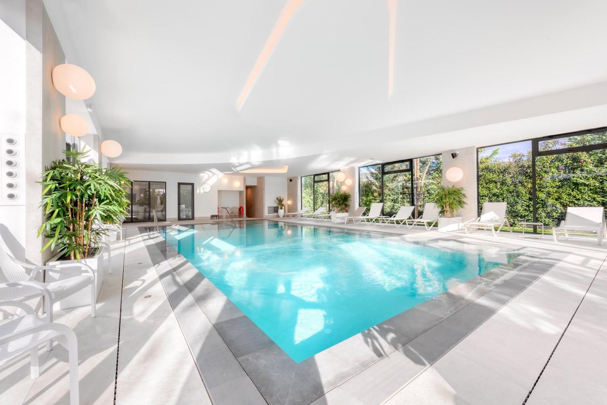 Golden Tulip Lyon Ouest Techlid Hotel & Spa Limonest Exteriör bild